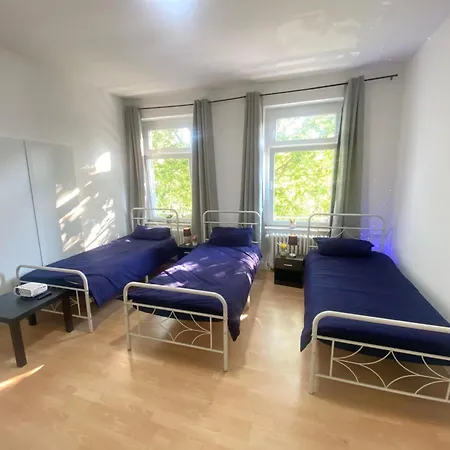 Gemuetliche, Helle, Ruhige Im Zentrum Von Appartement Düsseldorf
