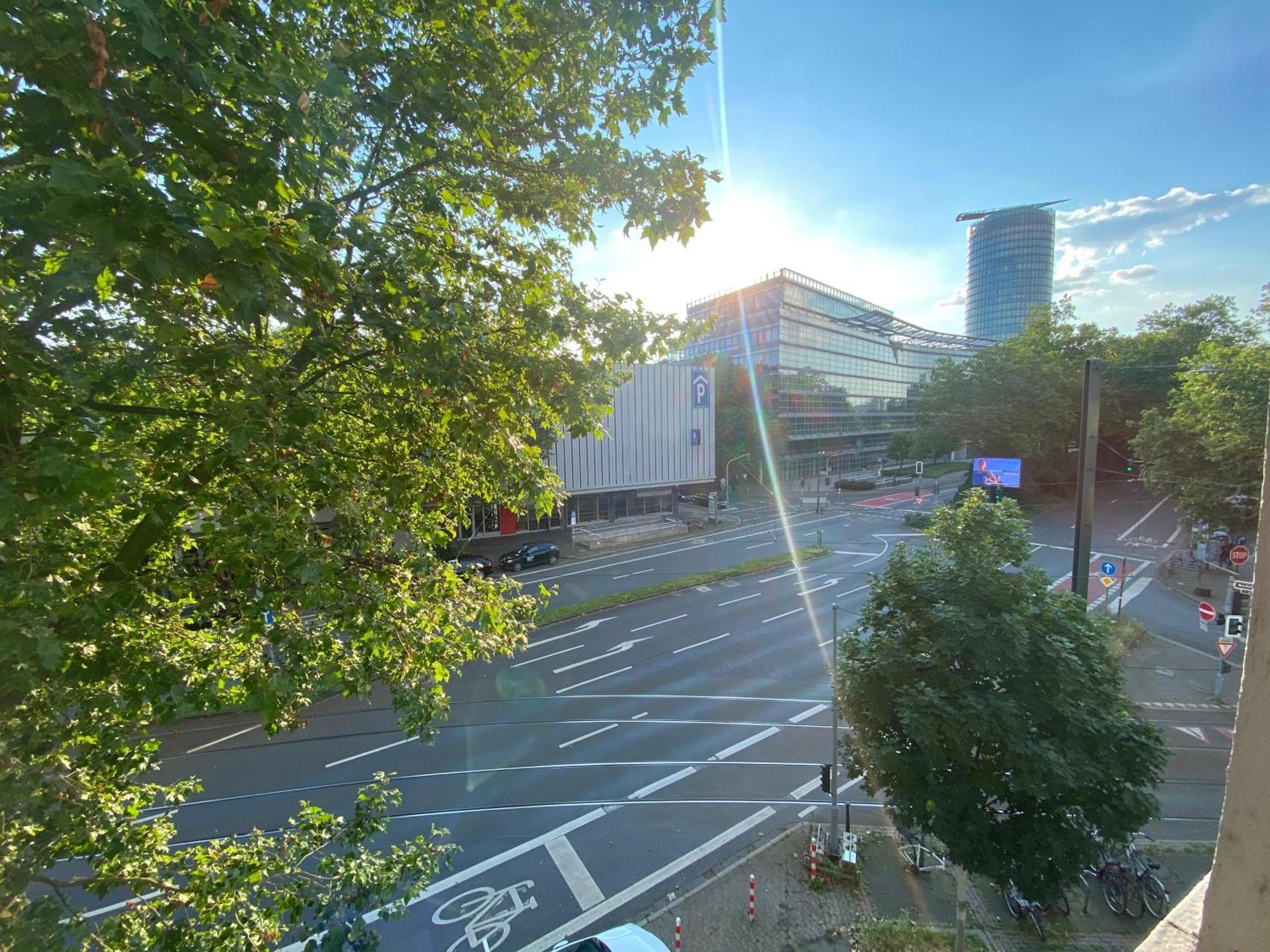 Gemuetliche, Helle, Ruhige Im Zentrum Von Apartment